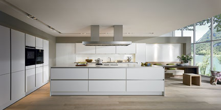 SieMatic S2 Kitchen in Lotus White